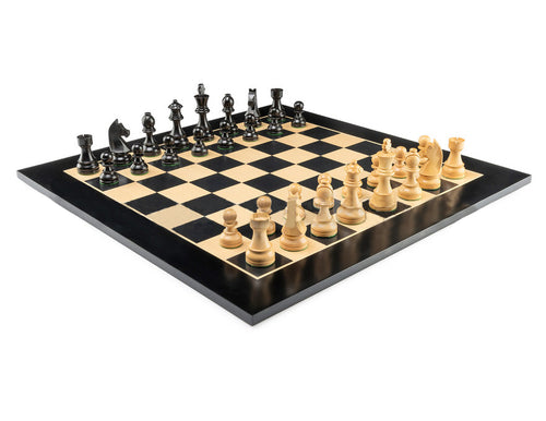Lot #R027. Berliner Schach Minimalist Chess Set